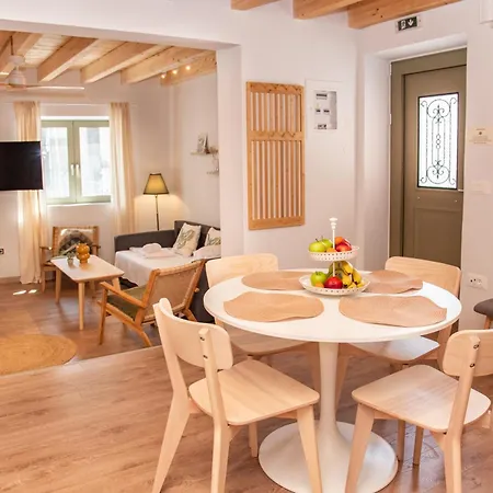 Apartment Kantouni Corfu *